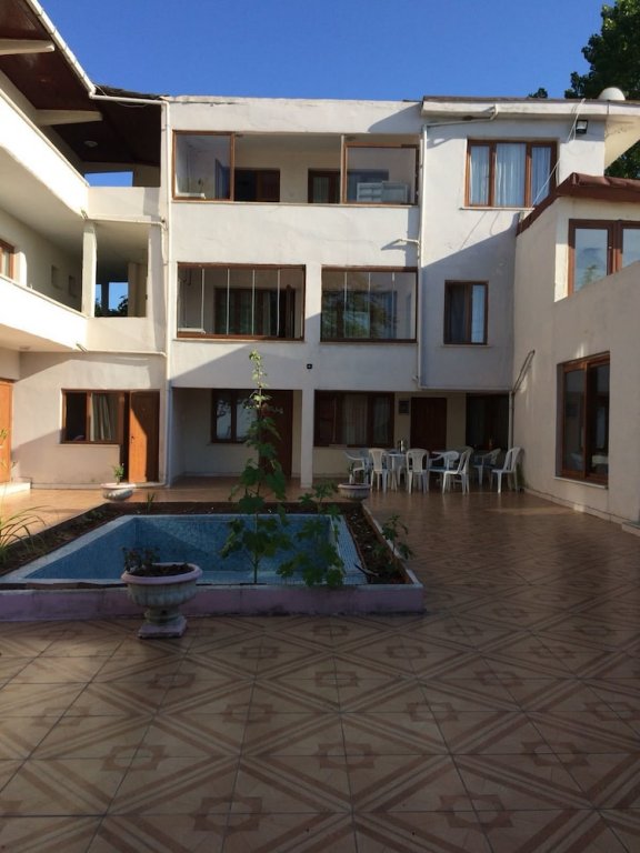 Дюздже: Karaburun Ankara Otel