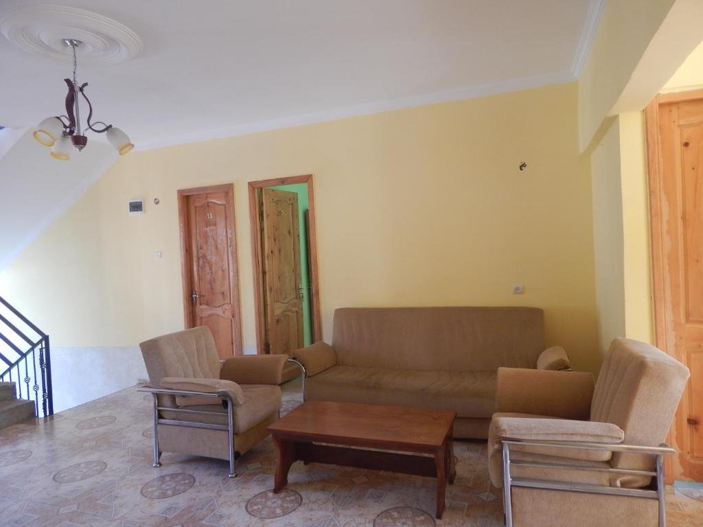 Гонио: Nice Guest House Gonio
