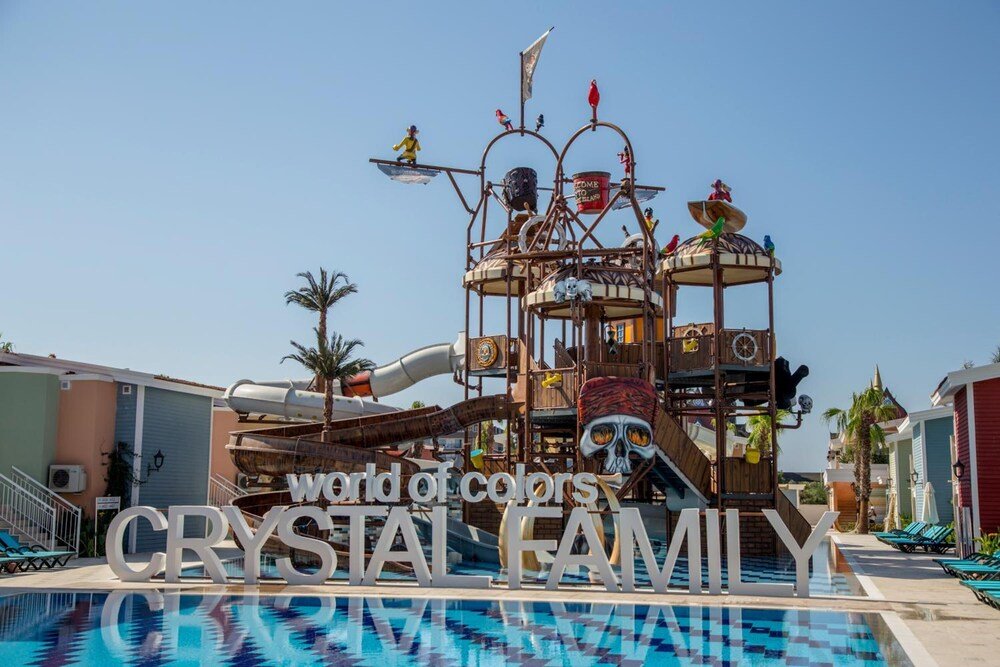 Богазкент: Crystal Club World Of Colours