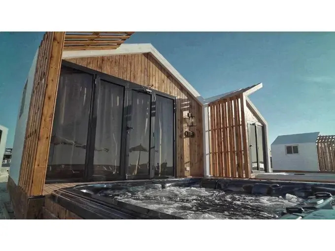 Мерса-Матрух: Nirvana Wellness Huts - White bay