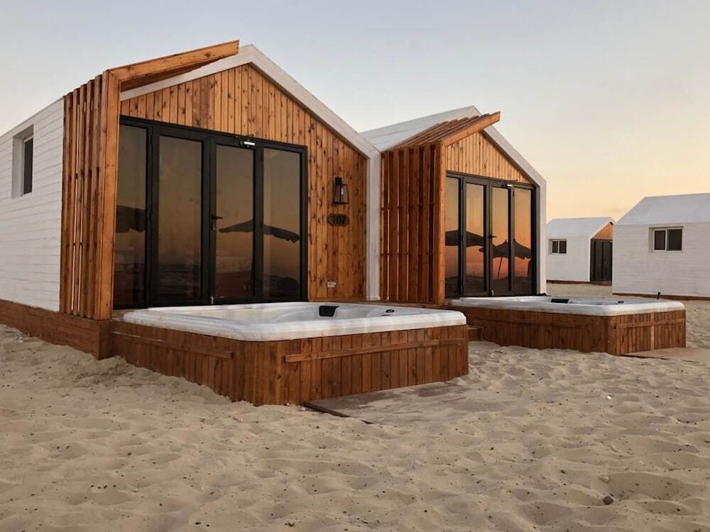 Мерса-Матрух: Nirvana Wellness Huts - White bay