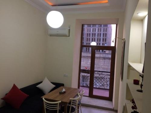 Баку: Baku Apartment