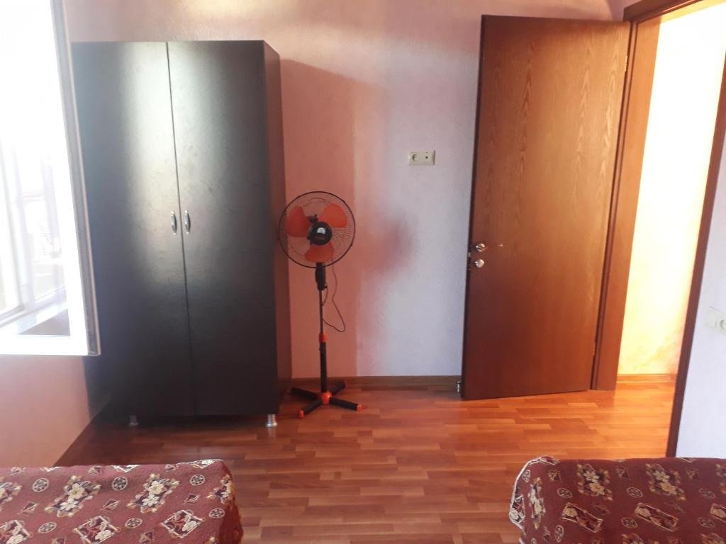 Батуми: Guest House Badri
