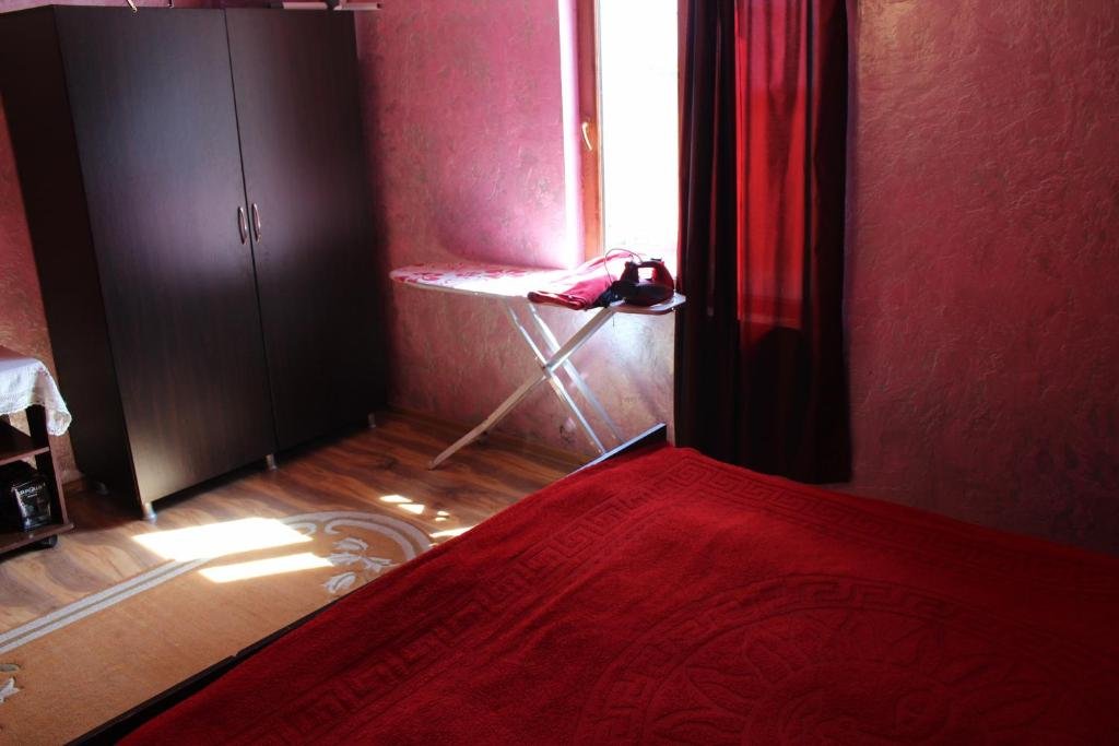 Батуми: Guest House Annamaria