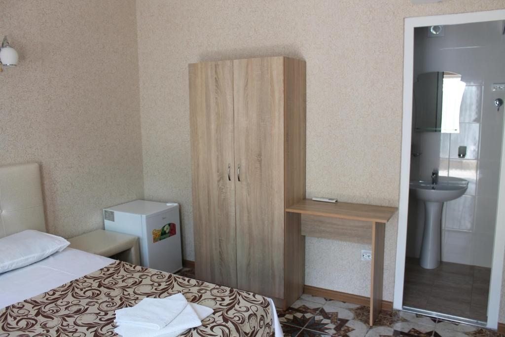 Гудаута: Апра, гостевой дом