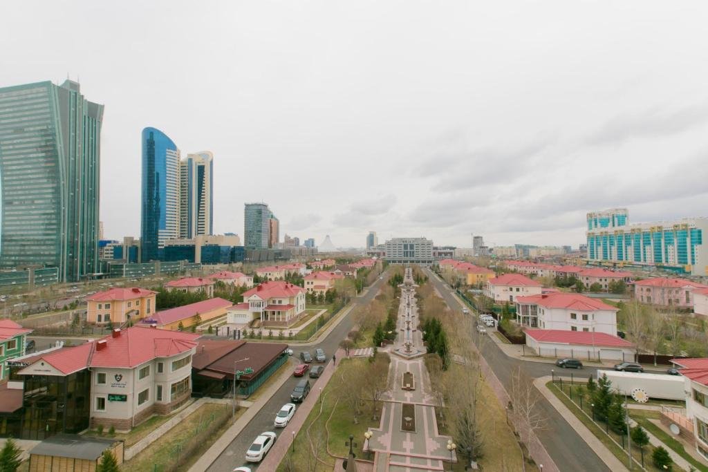 Астана: Diplomat Apartment on Sarayshyq st 34