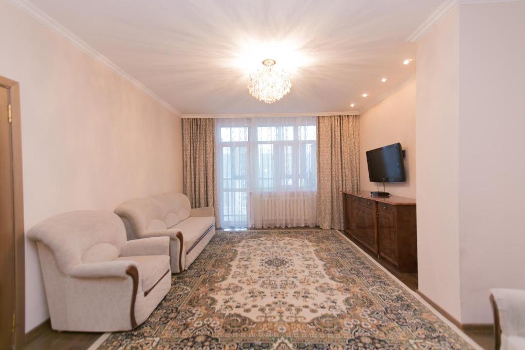 Астана: Diplomat Apartment on Sarayshyq st 34