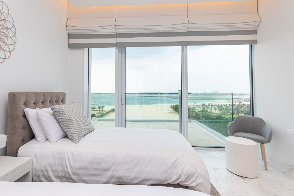 Дубай: Luxury sea view at 1 JBR dubai Marina