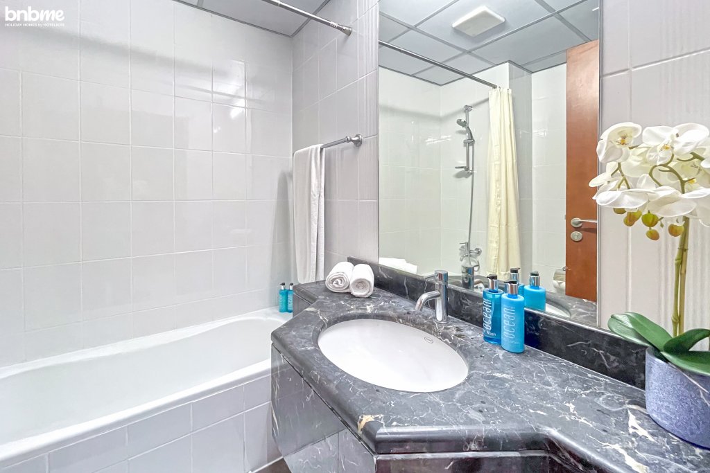 Дубай: Апартаменты bnbmehomes | Cosy Downtown Apt Near Metro Station-1710