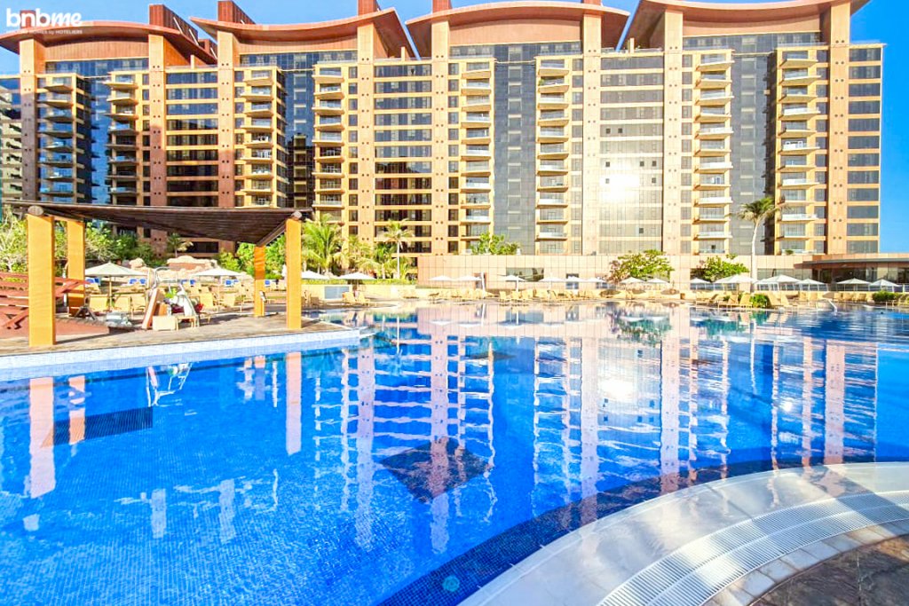 Дубай: Апартаменты bnbmehomes | PVT BBQ Patio @ Luxury Andaaz Resort-G05