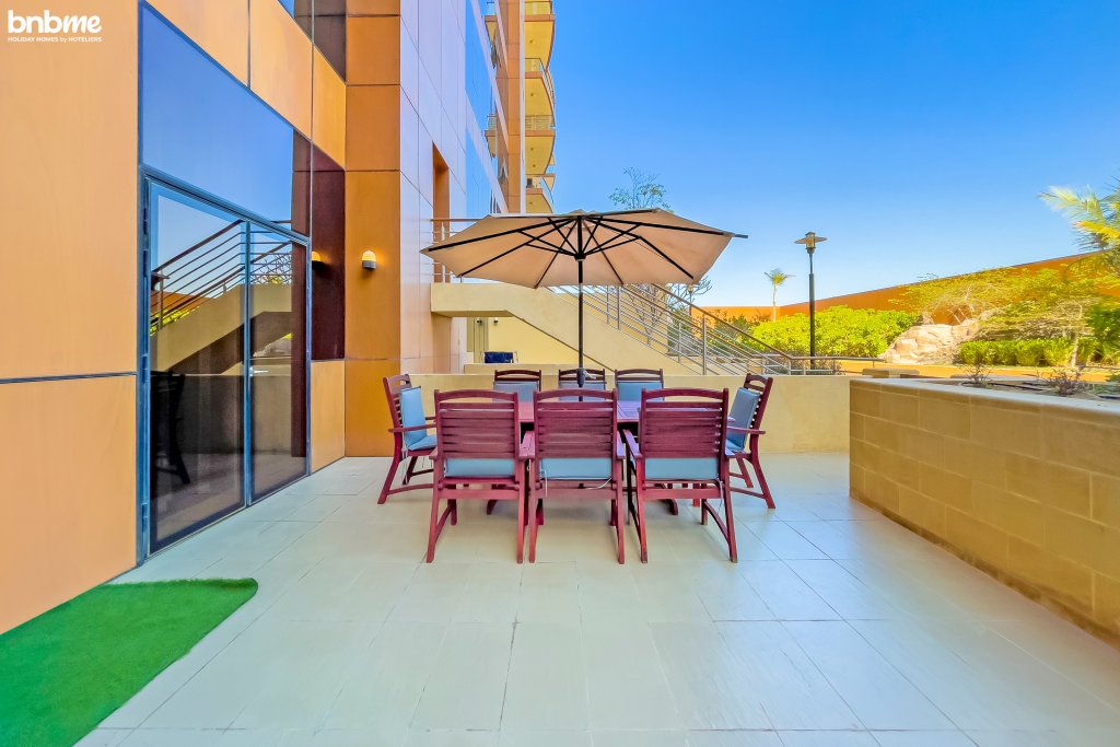 Дубай: Апартаменты bnbmehomes | PVT BBQ Patio @ Luxury Andaaz Resort-G05