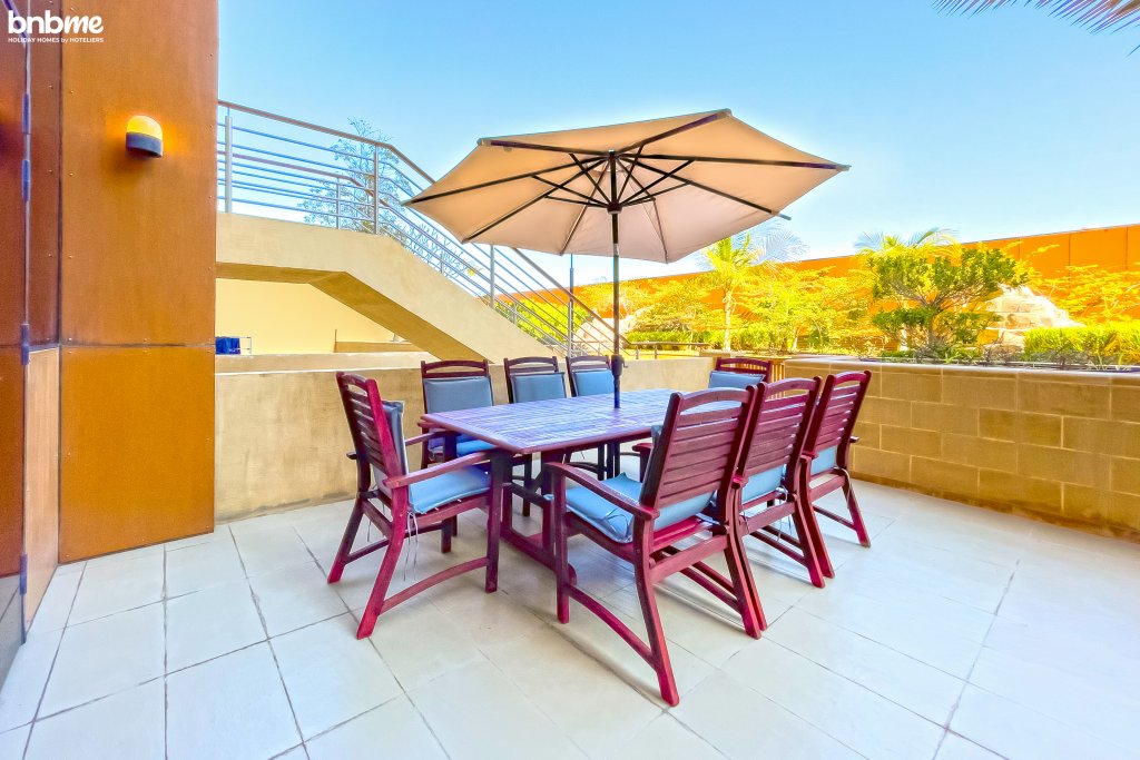 Дубай: Апартаменты bnbmehomes | PVT BBQ Patio @ Luxury Andaaz Resort-G05