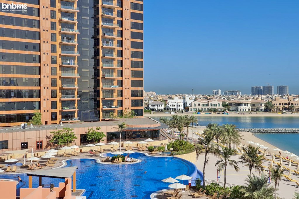 Дубай: Апартаменты bnbmehomes | PVT BBQ Patio @ Luxury Andaaz Resort-G05