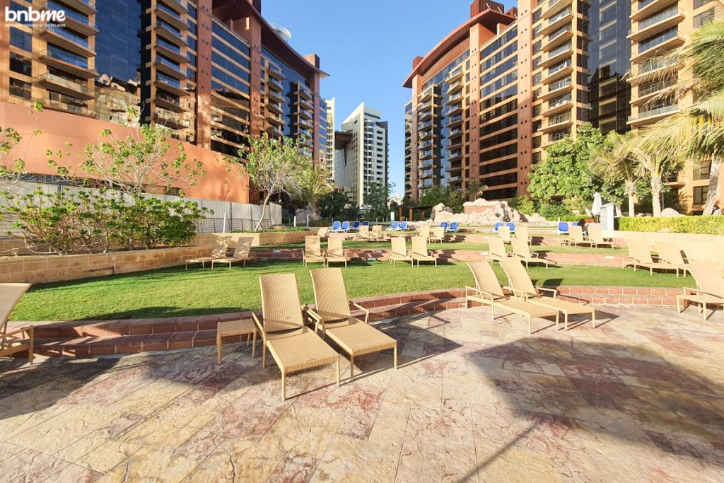 Дубай: Апартаменты bnbmehomes | PVT BBQ Patio @ Luxury Andaaz Resort-G05