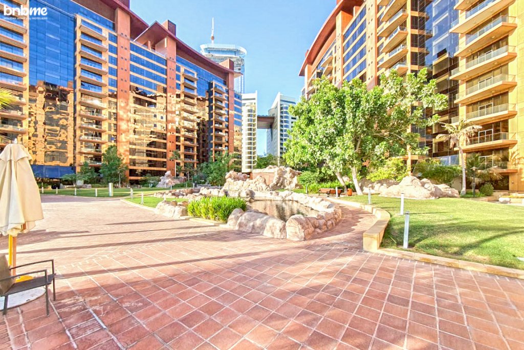 Дубай: Апартаменты bnbmehomes | PVT BBQ Patio @ Luxury Andaaz Resort-G05