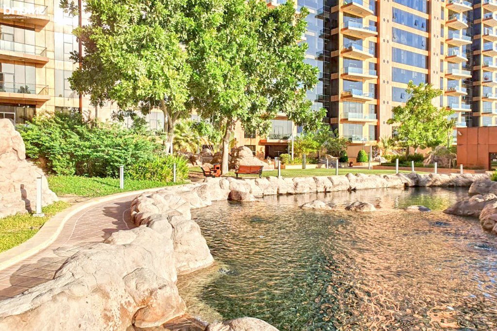 Дубай: Апартаменты bnbmehomes | PVT BBQ Patio @ Luxury Andaaz Resort-G05