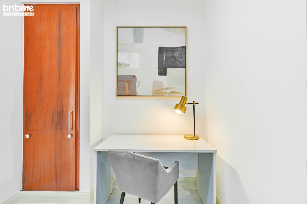 Дубай: Апартаменты bnbmehomes | Marvellous Marina Gem nr Ain Dubai - G05
