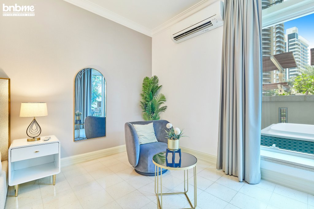 Дубай: Апартаменты bnbmehomes | Marvellous Marina Gem nr Ain Dubai - G05