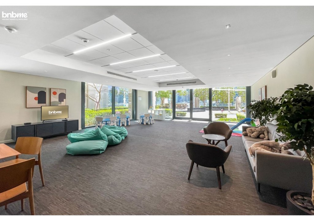 Дубай: Апартаменты Duplex w/ large outdoors patio on Pool level@BurjK-209