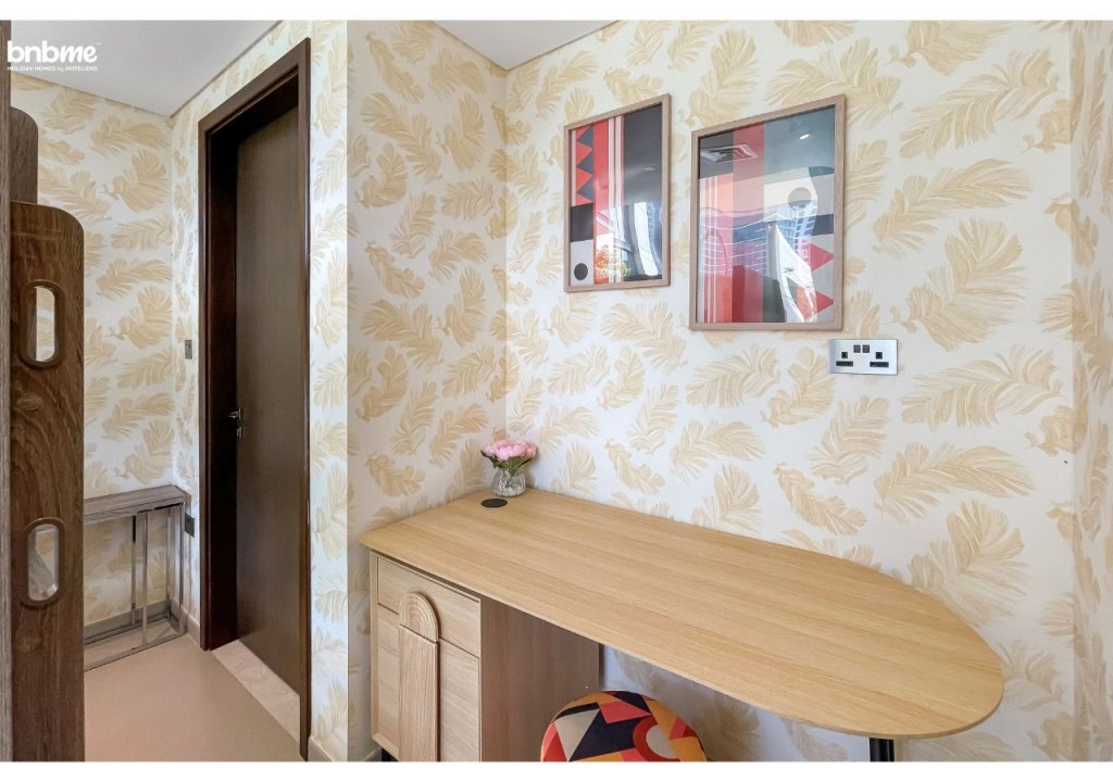 Дубай: Апартаменты Duplex w/ large outdoors patio on Pool level@BurjK-209