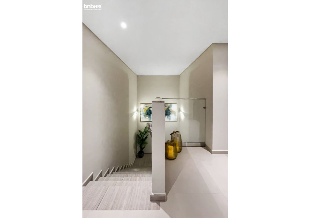 Дубай: Апартаменты Duplex w/ large outdoors patio on Pool level@BurjK-209