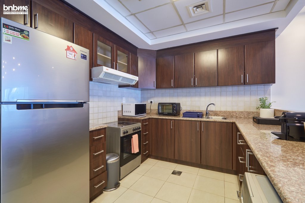 Дубай: Апартаменты bnbmehomes | Great Value 1 BR over looking Canal-303