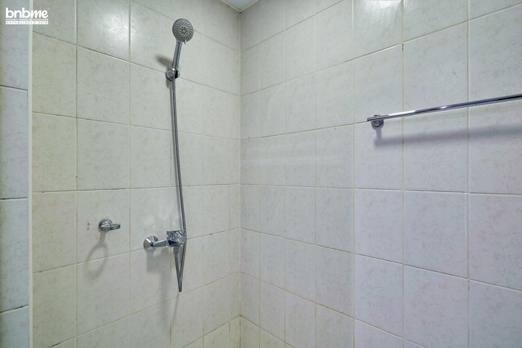 Дубай: Апартаменты bnbmehomes | Great Value 1 BR over looking Canal-303