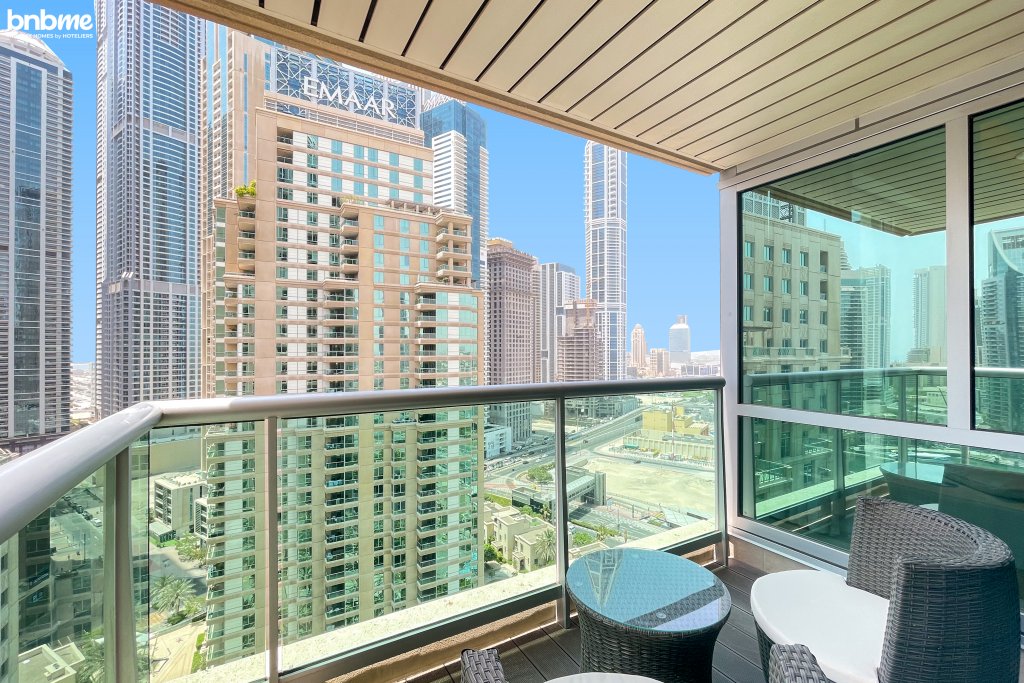 Дубай: Апартаменты Upscale Modern Designer Interiors with Marina View-1902