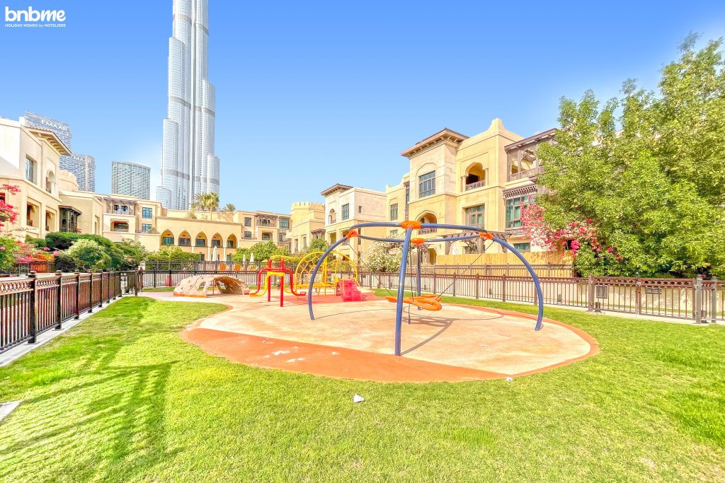 Дубай: bnbmehomes | Modern Luxury w/ Burj Khalifa View DT-6037
