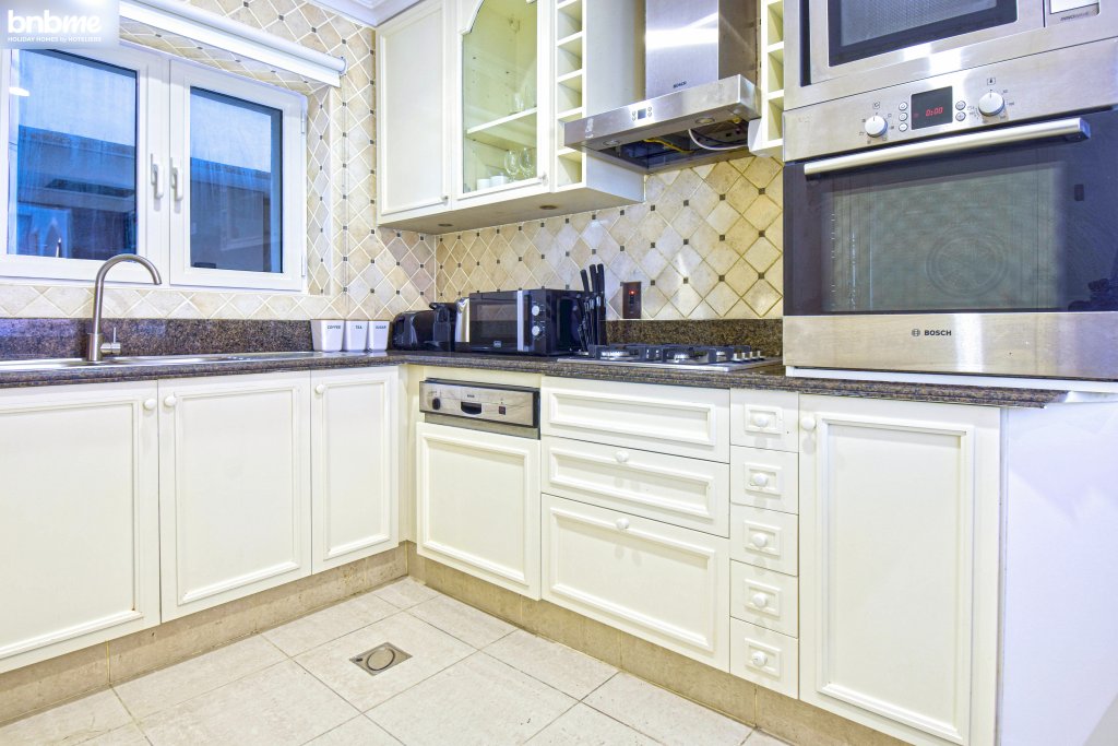 Дубай: bnbmehomes | Modern Luxury w/ Burj Khalifa View DT-6037