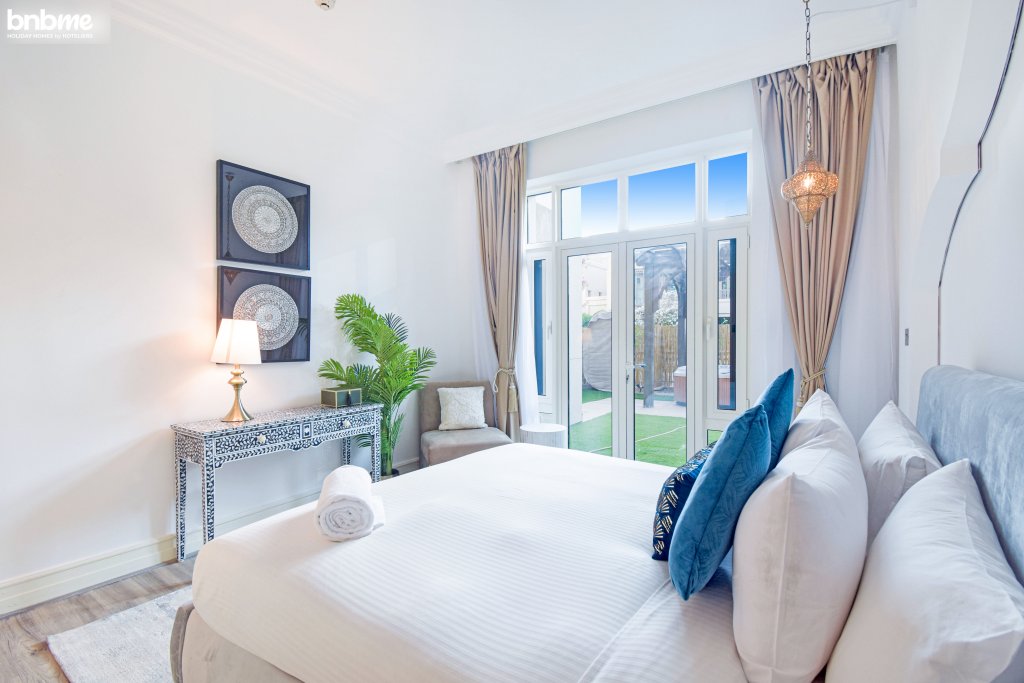 Дубай: bnbmehomes | Modern Luxury w/ Burj Khalifa View DT-6037