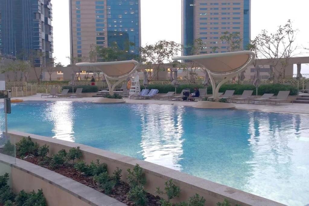 Дубай: First Class 1br with Dubai Skyline View
