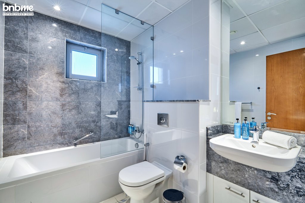 Дубай: Апартаменты bnbmehomes | Modern Interior 2 BR | Al Habtoor-3504