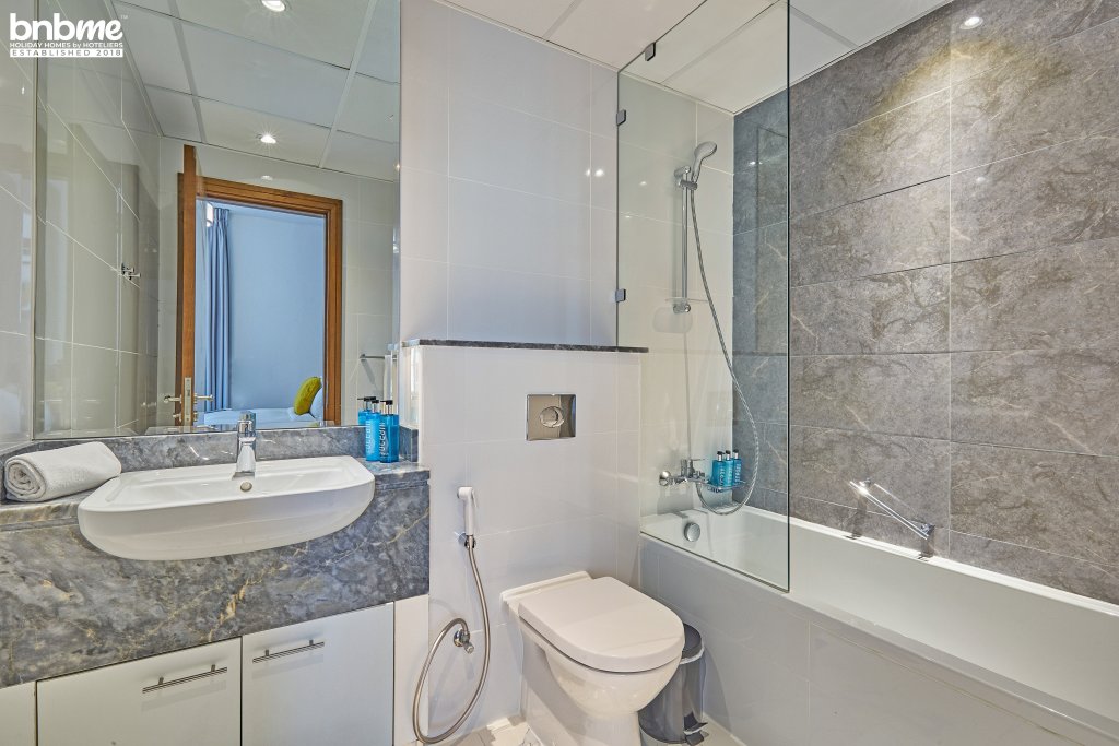 Дубай: Апартаменты bnbmehomes | Modern Interior 2 BR | Al Habtoor-3504