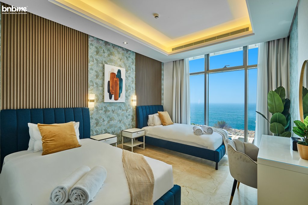 Дубай: Апартаменты bnbmehomes | Lux Beachfront Getaway on Palm-20412