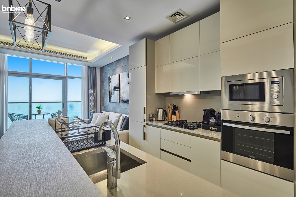 Дубай: Апартаменты bnbmehomes | Lux Beachfront Getaway on Palm-20412