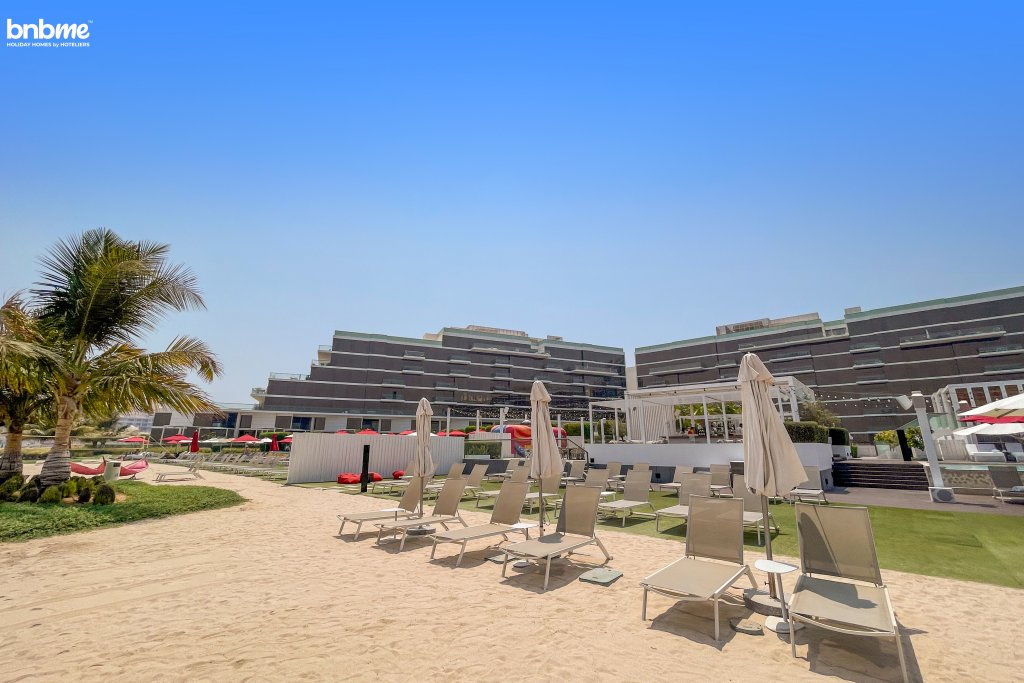 Дубай: Апартаменты bnbmehomes | Lux Beachfront Getaway on Palm-20412