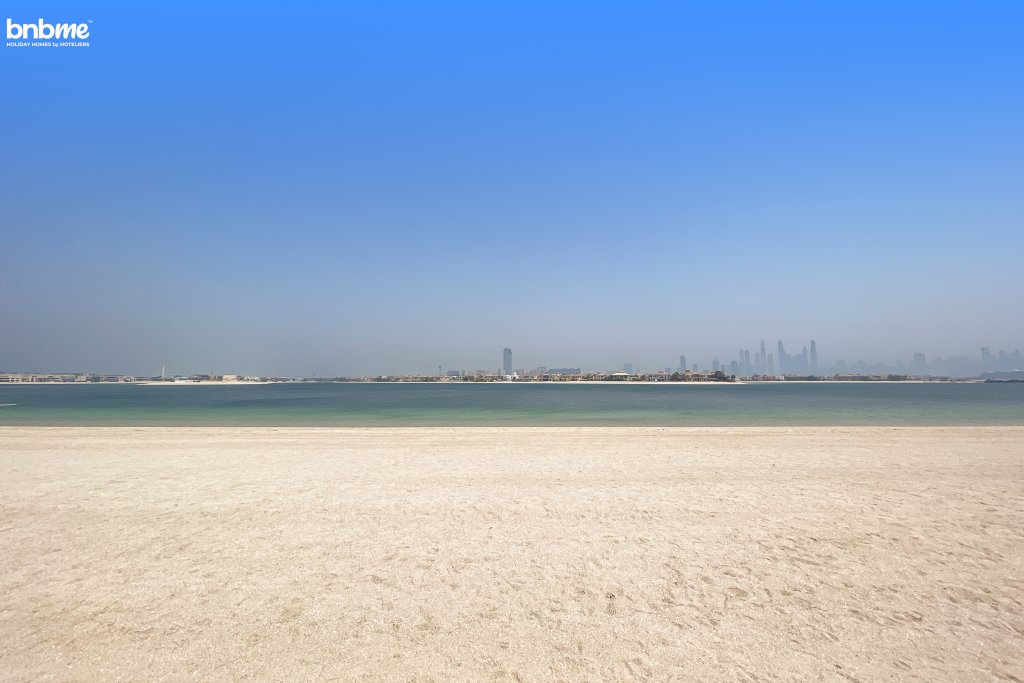 Дубай: Апартаменты bnbmehomes | Lux Beachfront Getaway on Palm-20412