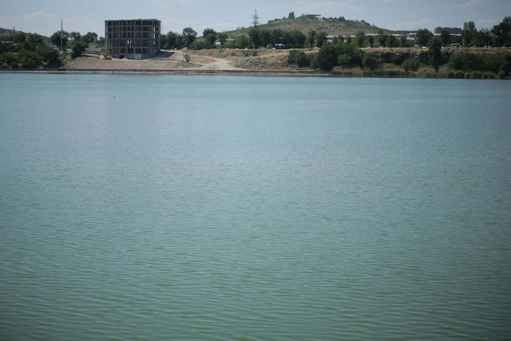 Ереван: Marco Polo Hotel at Yerevan Lake