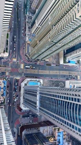 Дубай: skynest holiday homes princess tower 68th floor 1 bedroom apartment