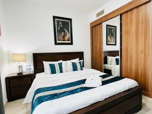 Дубай: skynest holiday homes princess tower 68th floor 1 bedroom apartment