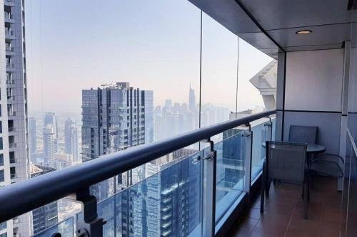 Дубай: skynest holiday homes princess tower 68th floor 1 bedroom apartment