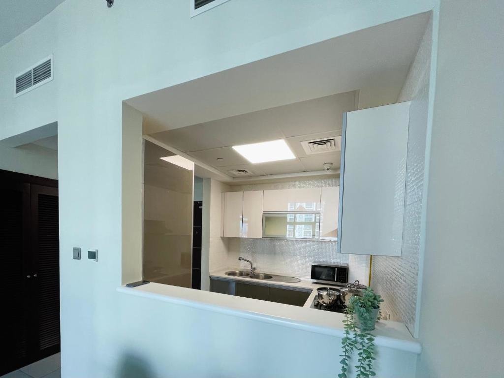 Дубай: Park View & Spacious One Bedroom Apartment