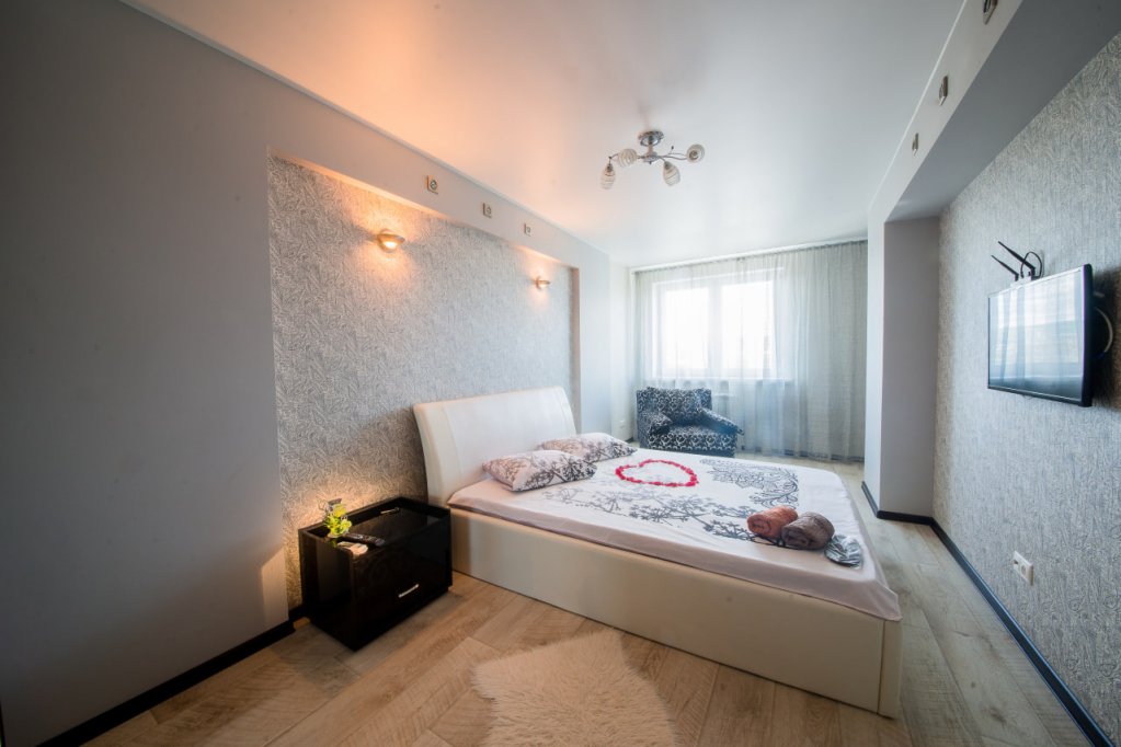 carousel image 0