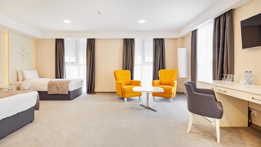 Тбилиси: Hotel Gallery Palace