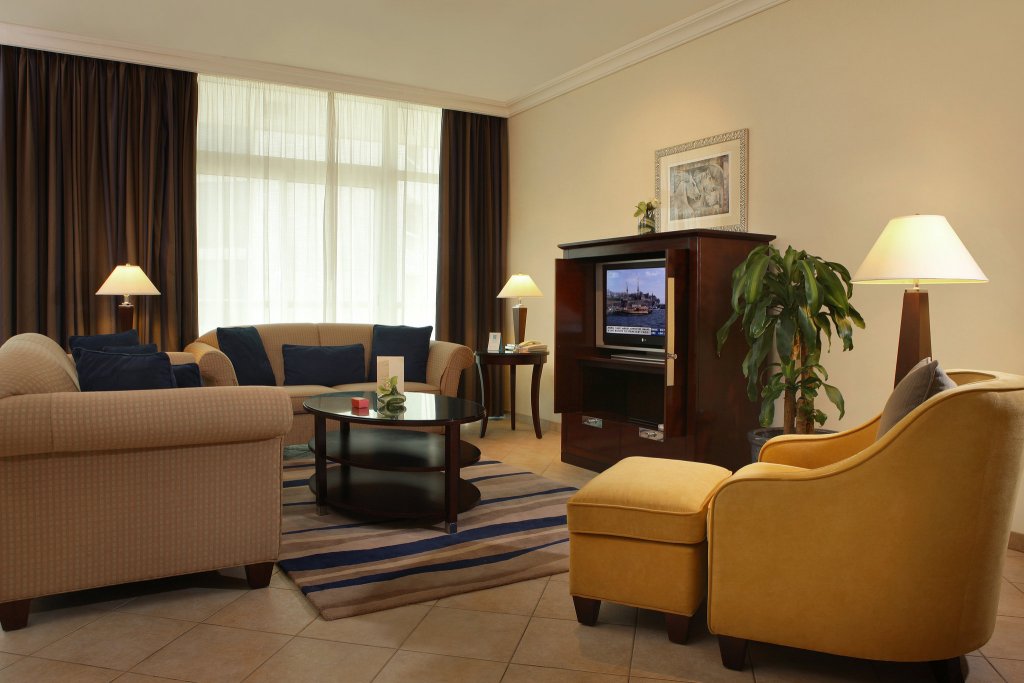 Кхлонг-Янг: Beach Rotana All Suites