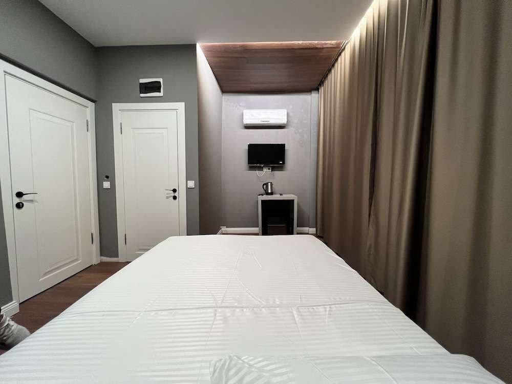 carousel image 5