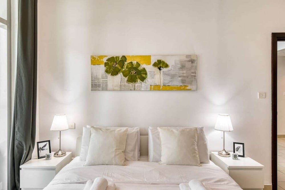 Дубай: Spacious And Bright Apt in the Heart of Marina!
