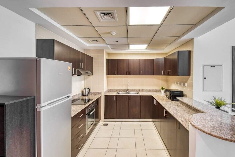 Дубай: Spacious And Bright Apt in the Heart of Marina!