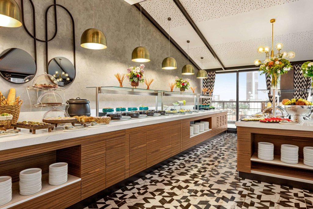 Стамбул: Ramada Encore By Wyndham Istanbul Sisli